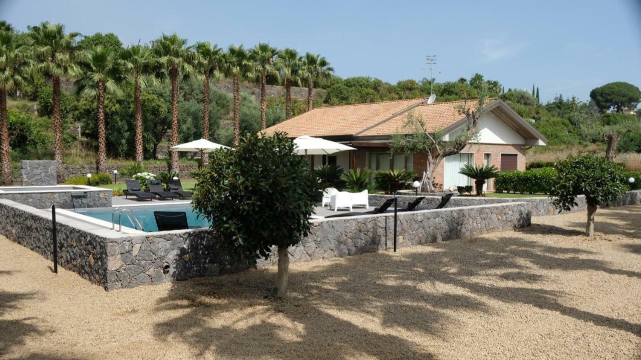 Holiday Homes Borgo Papardo Giarre Exterior photo